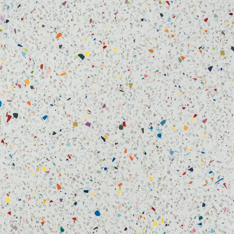 0730-02 Plaster grey wenige Flecken - bunt