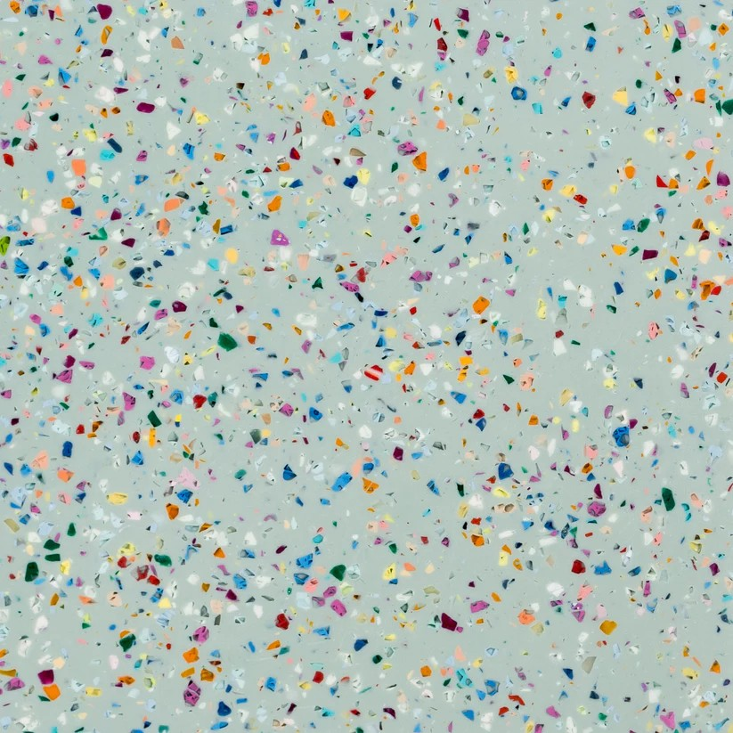 0840-08 Grey green viele Flecken - bunt